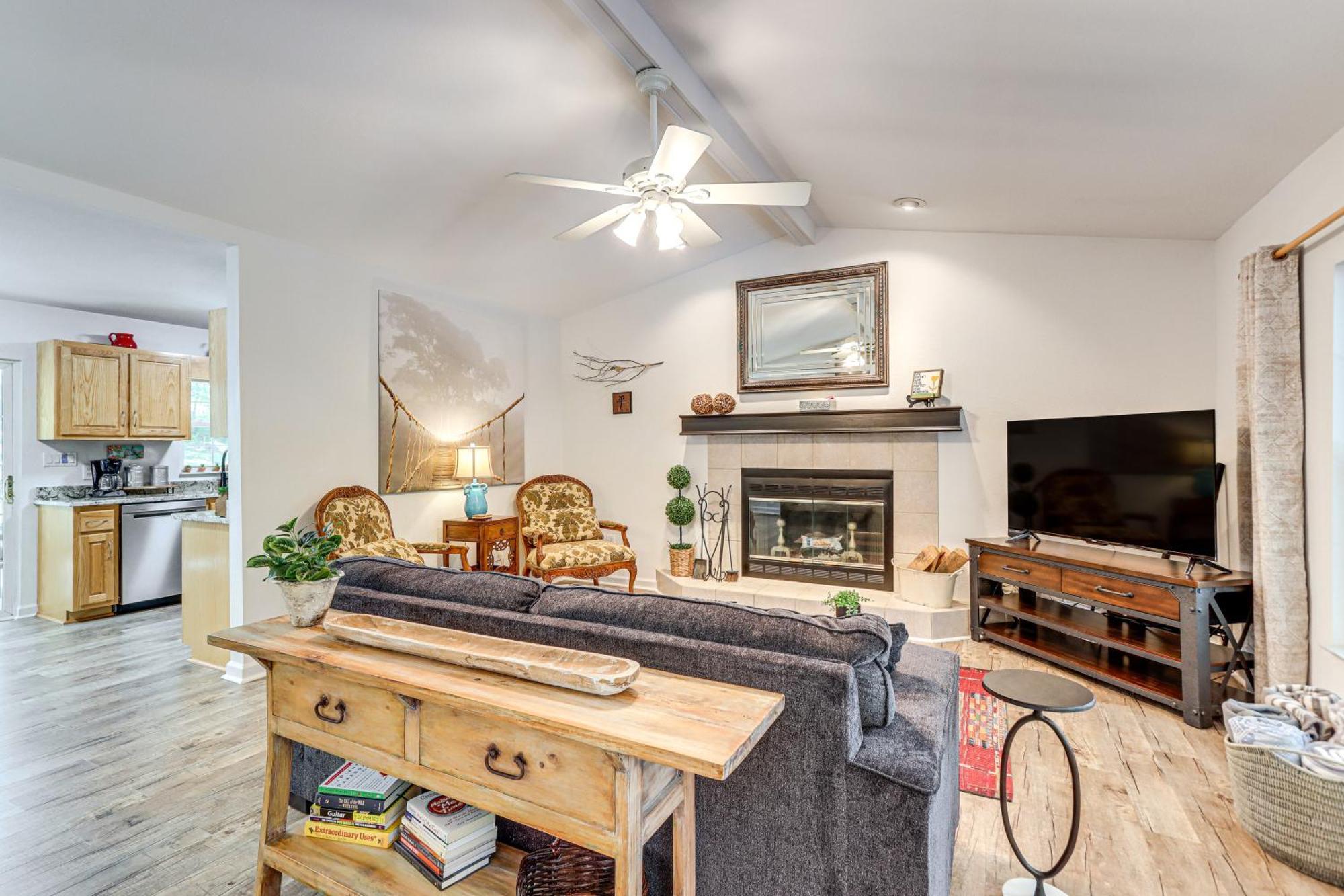 Pet-Friendly Home With Hot Tub In Blue Ridge! Exterior foto